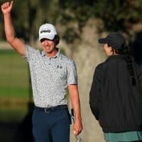 American McNealy takes first PGA title with closing birdie | World News