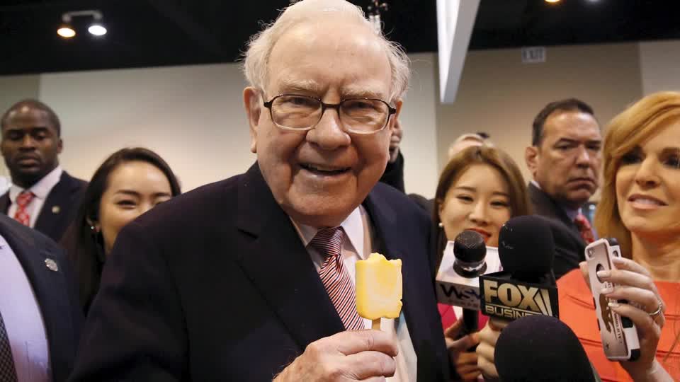 Warren Buffett bites into Domino's Pizza, dips into Pool
