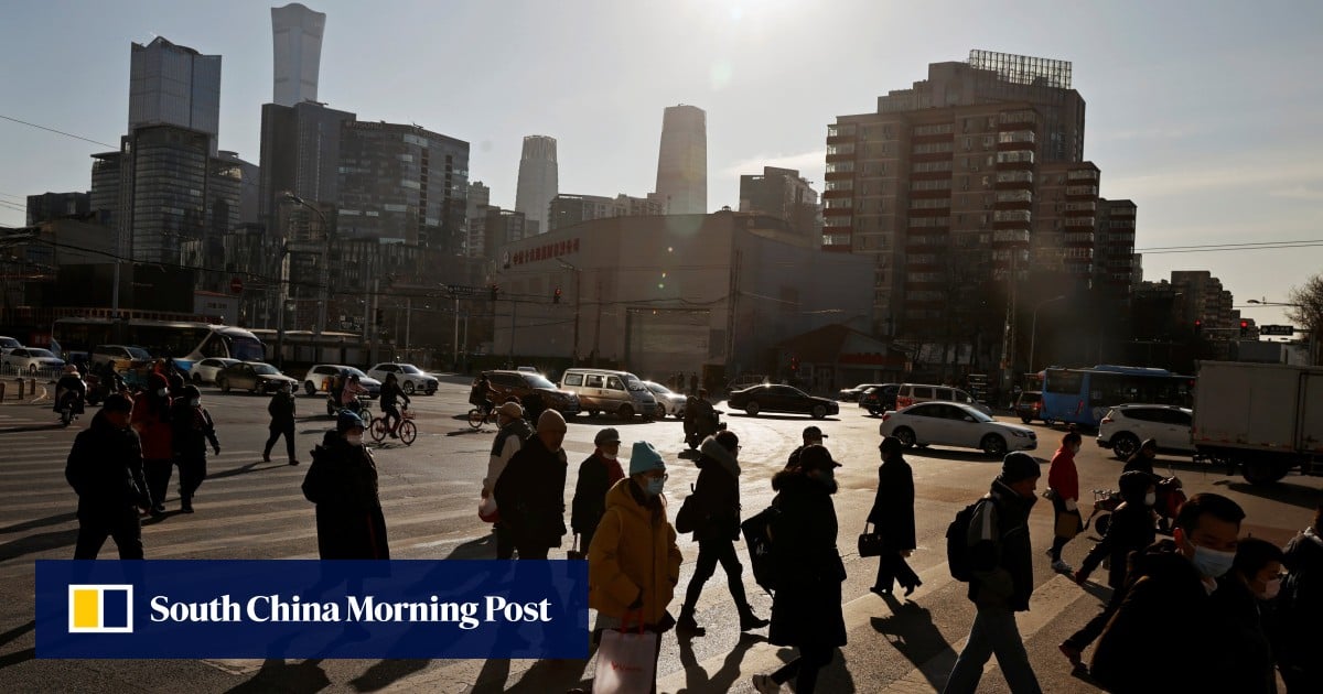 How many foreigners work in the Chinese capital? Fewer and fewer