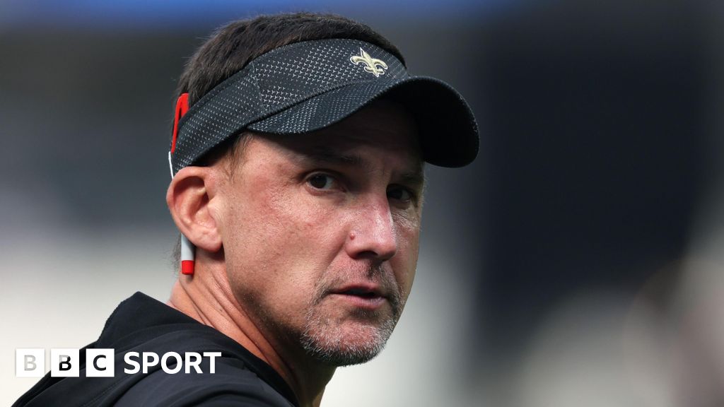 Dennis Allen