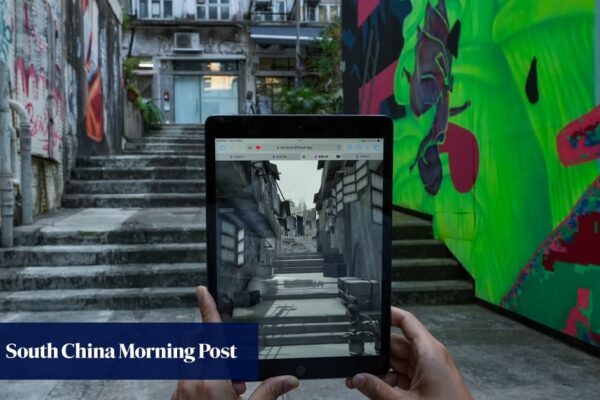 Free walking tours in Hong Kong’s Central district mix old with new