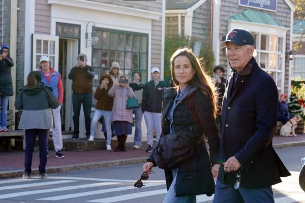 President Joe Biden arriving on Nantucket today – NBC Boston