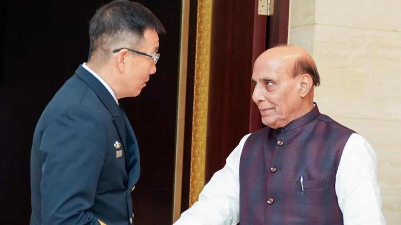 Push for de-escalation: Rajnath in China meet | Latest News India