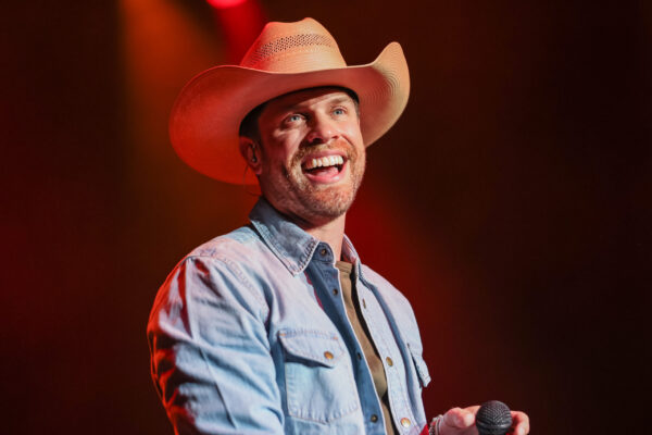 Dustin Lynch reschedules Red Rocks show and Carrie Underwood shares about her healthy lifestyle
