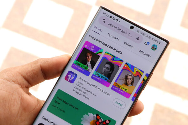One UI 6.1.1 Google Play Store issue