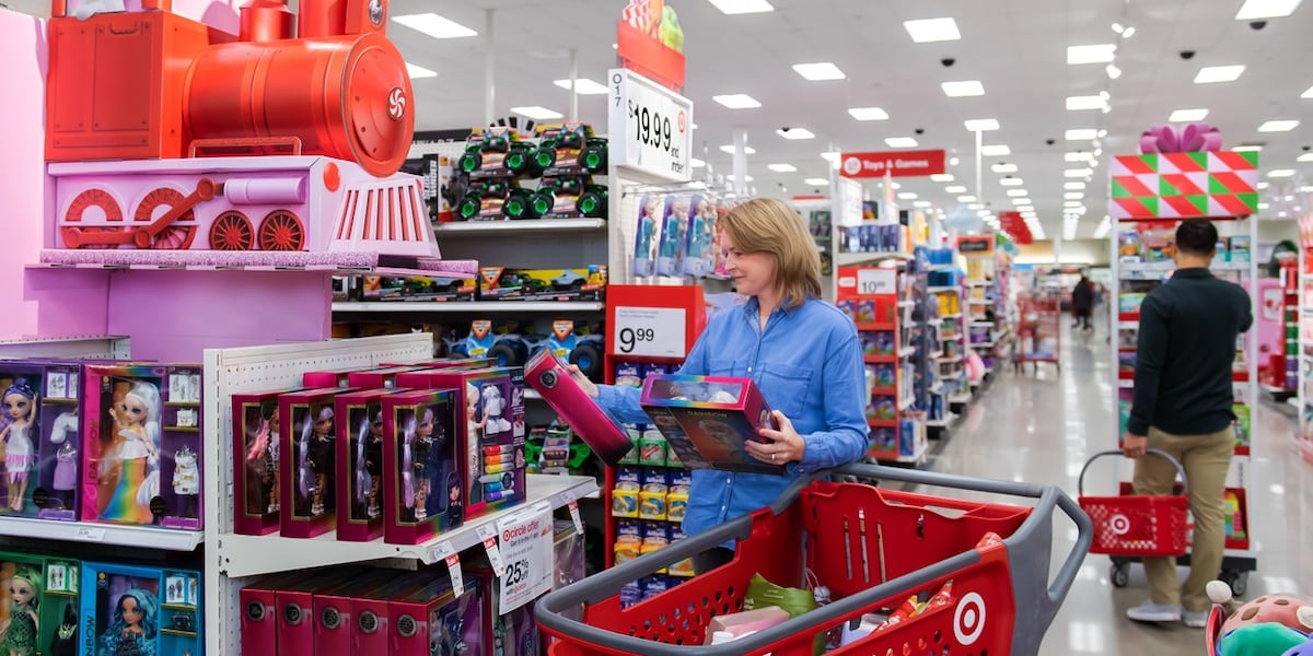 Tips, apps to help you save on early Black Friday sales