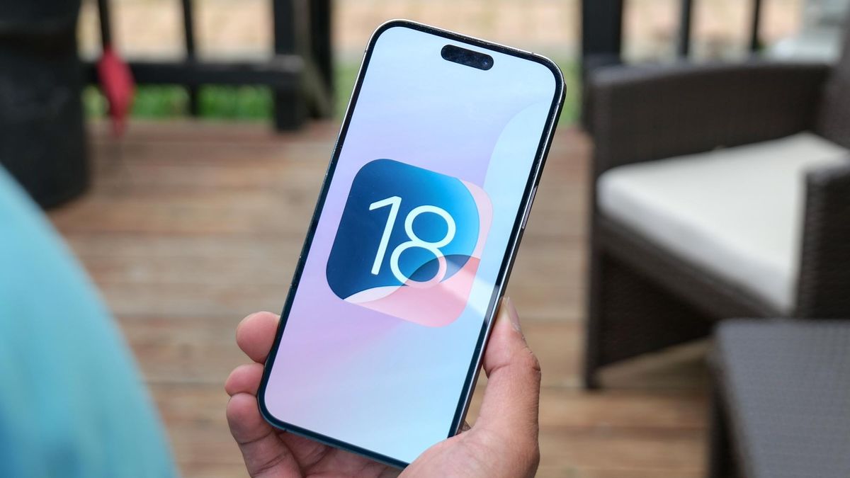 How to change your default iPhone apps on iOS 18.2