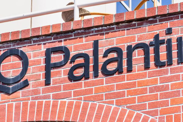Palantir Stock: Why Software Stock Rally Will Extend Into 2025 Palantir Stock Climbs On Third-Quarter Earnings Report, Revenue Guidance