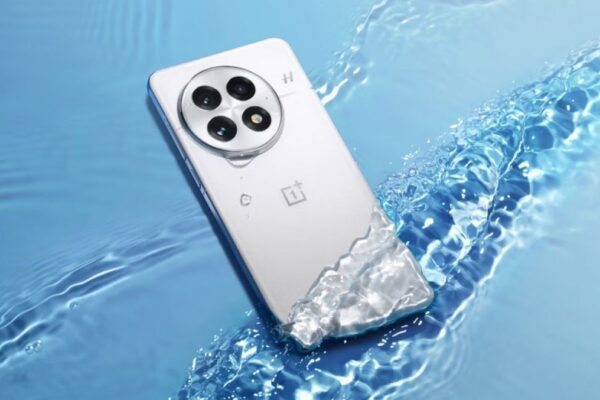 Forget the 6,000mAh OnePlus 13 – we could see a OnePlus phone with a 7,000mAh battery The OnePlus 13 from the back, in water