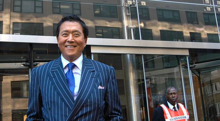 Robert Kiyosaki cringes as he pays $14 for an egg salad sandwich, warns of ‘everything bubble’ and ‘major stock market crash.’ What he likes for protection