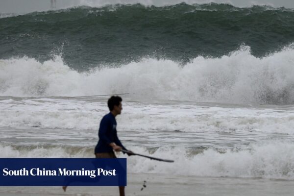 Super Typhoon Yinxing: Hong Kong Observatory to issue T3 signal between 3pm and 6pm