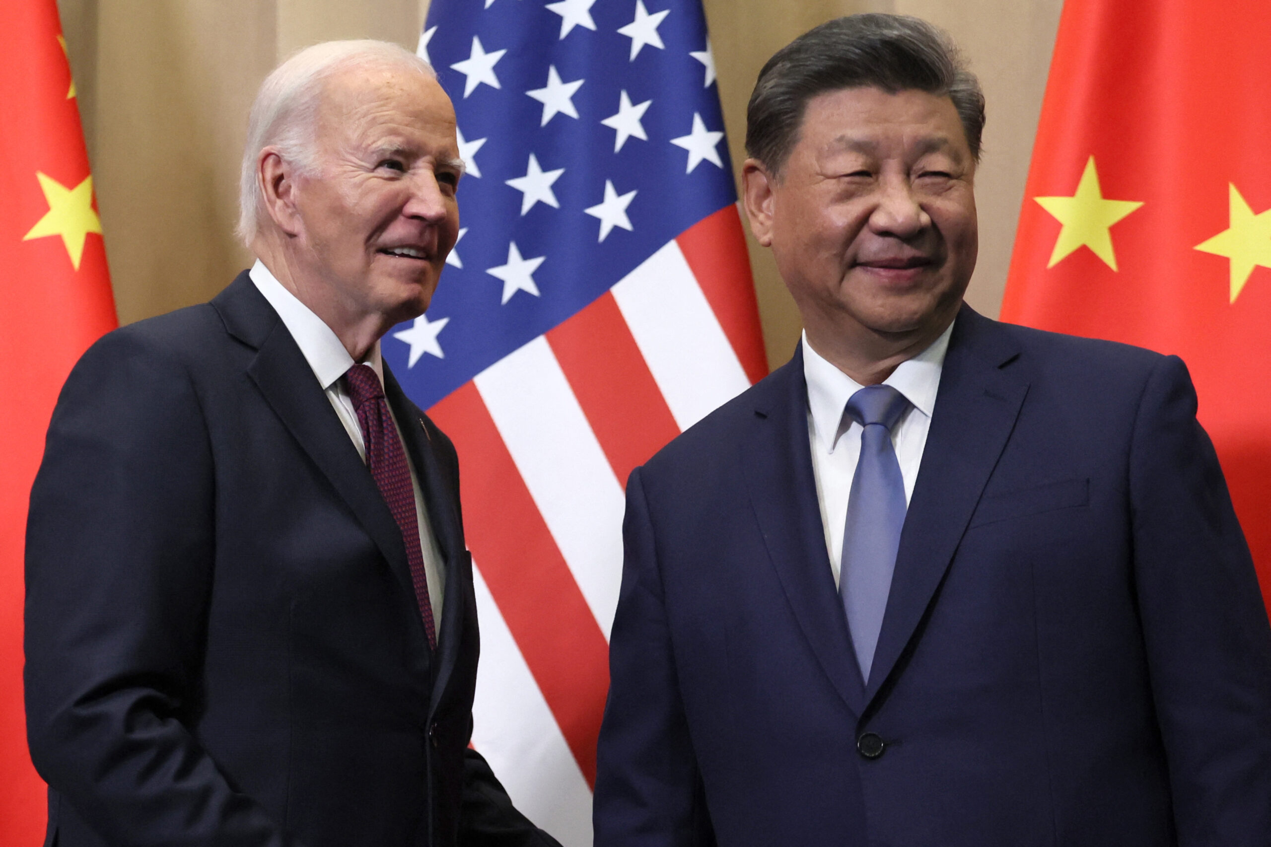 Biden Speaks with Xi in Lima, Peru