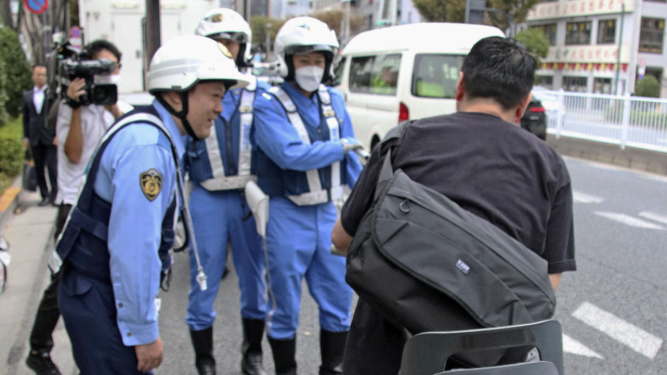 Japan law to punish cyclists for phone use, riding drunk takes effect