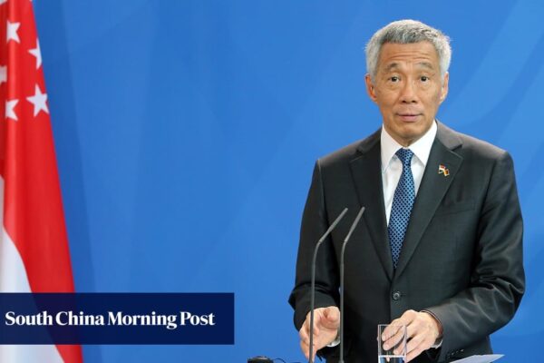 Breaking | Chinese leader Xi Jinping meets former Singapore prime minister Lee Hsien Loong