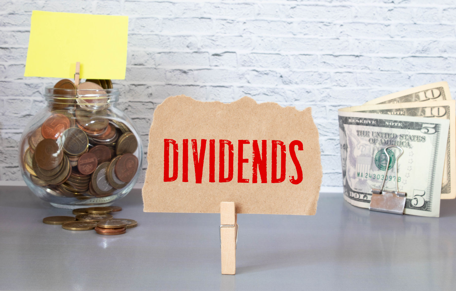 The Smartest Dividend Stocks to Buy With $3,000 Right Now