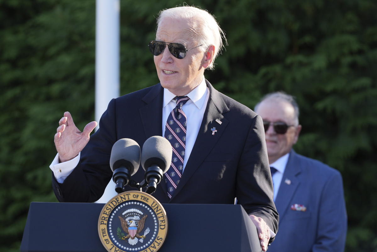 A diminished Biden heads to APEC summit in Peru, overshadowed by China's Xi