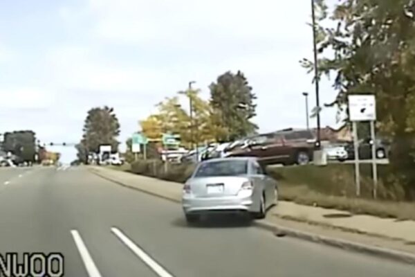 Vintage Footage Shows Minneapolis Police Actually Chasing Someone