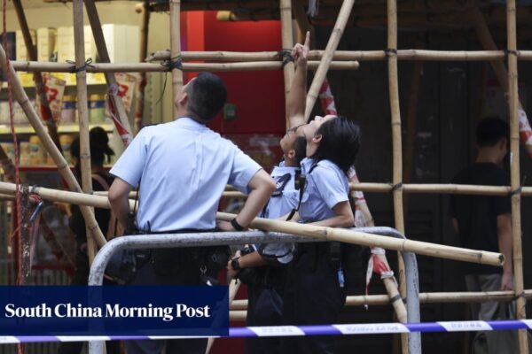 Scaffolding worker falls to his death from Hong Kong industrial building