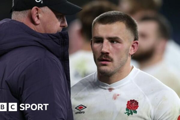 England review ‘brutal’ after Australia defeat – Ollie Sleightholme Ollie Sleightholme scoring one of his two tries against Australia