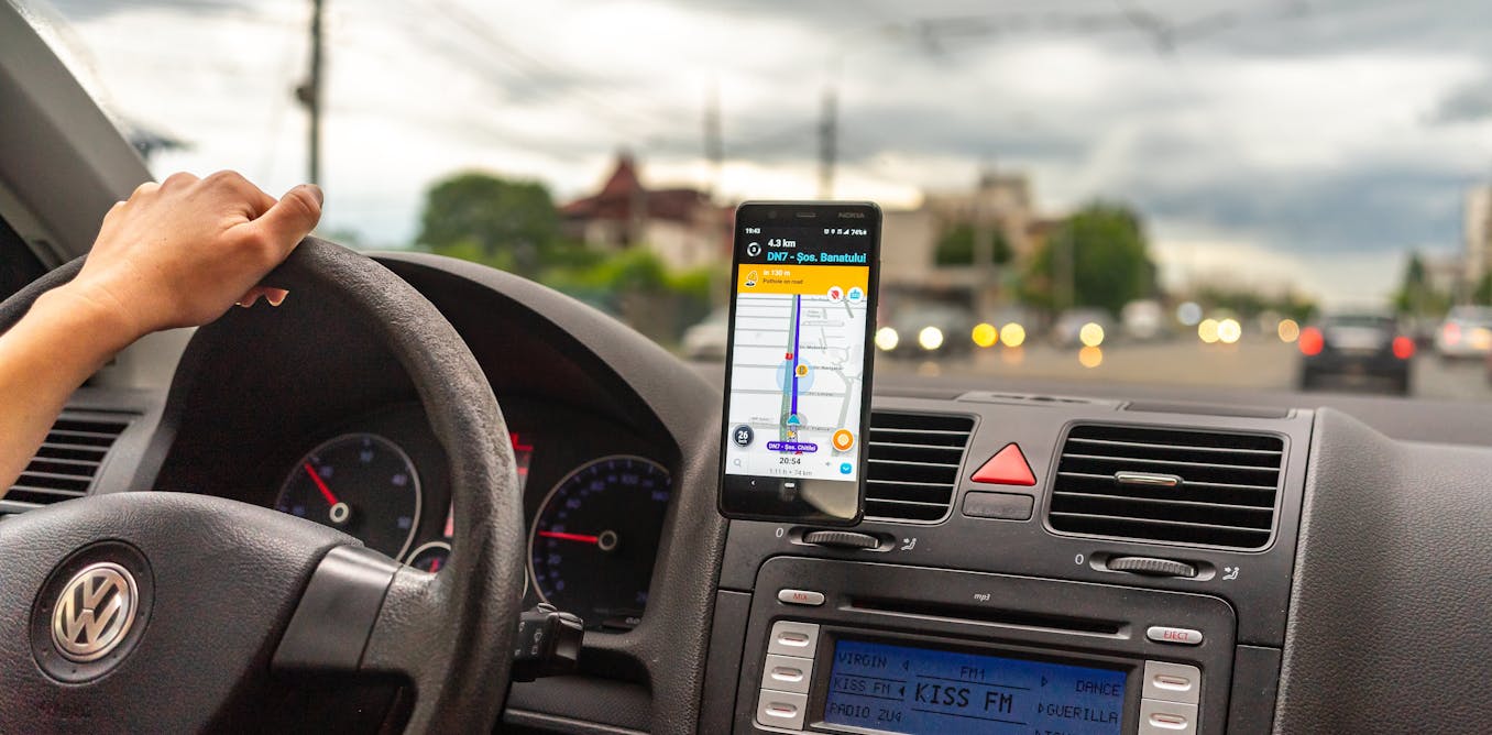 do driving apps help people break road rules?