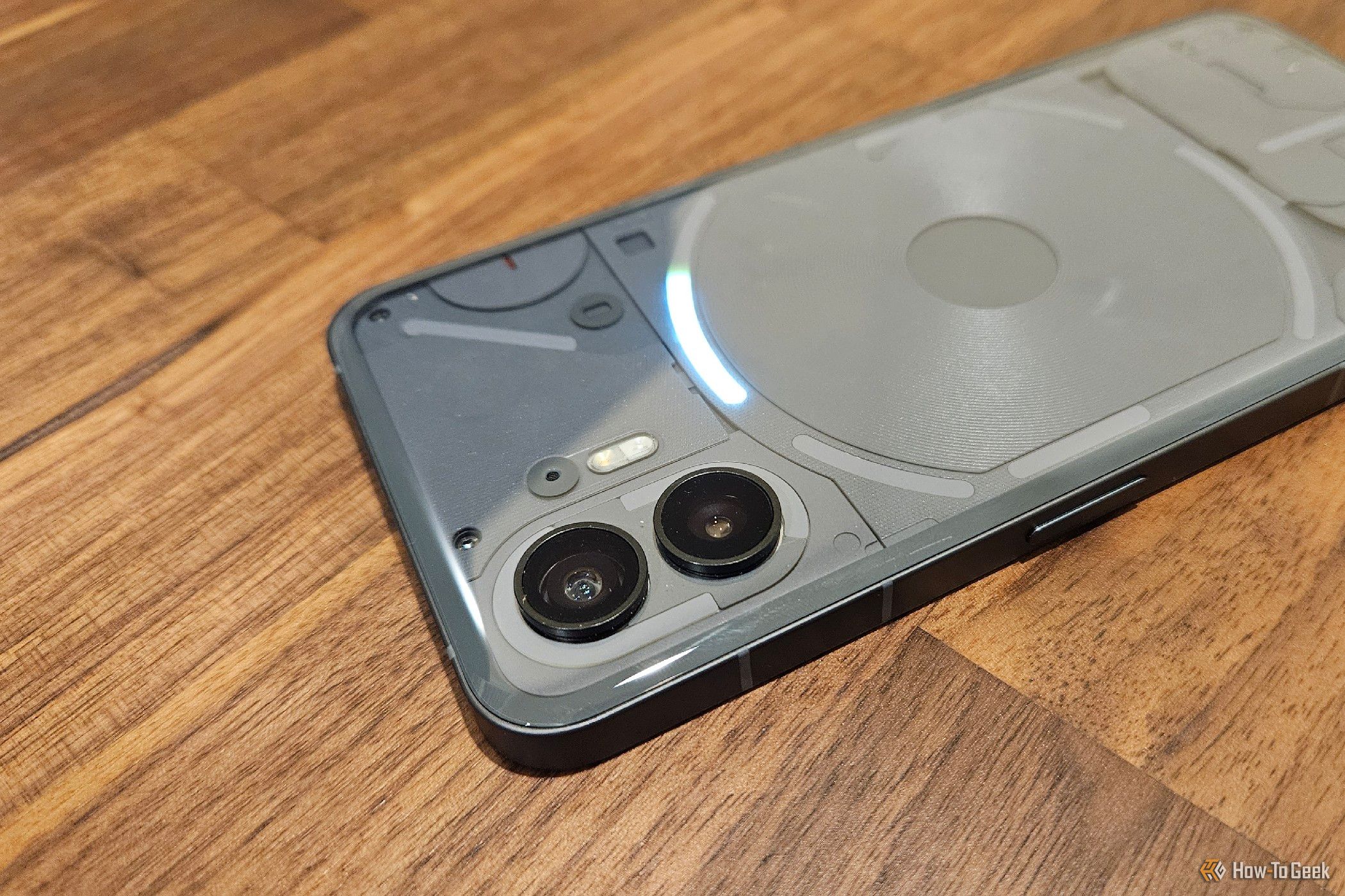 I Love Hardware Gimmicks—I Wish More Phones Had Them