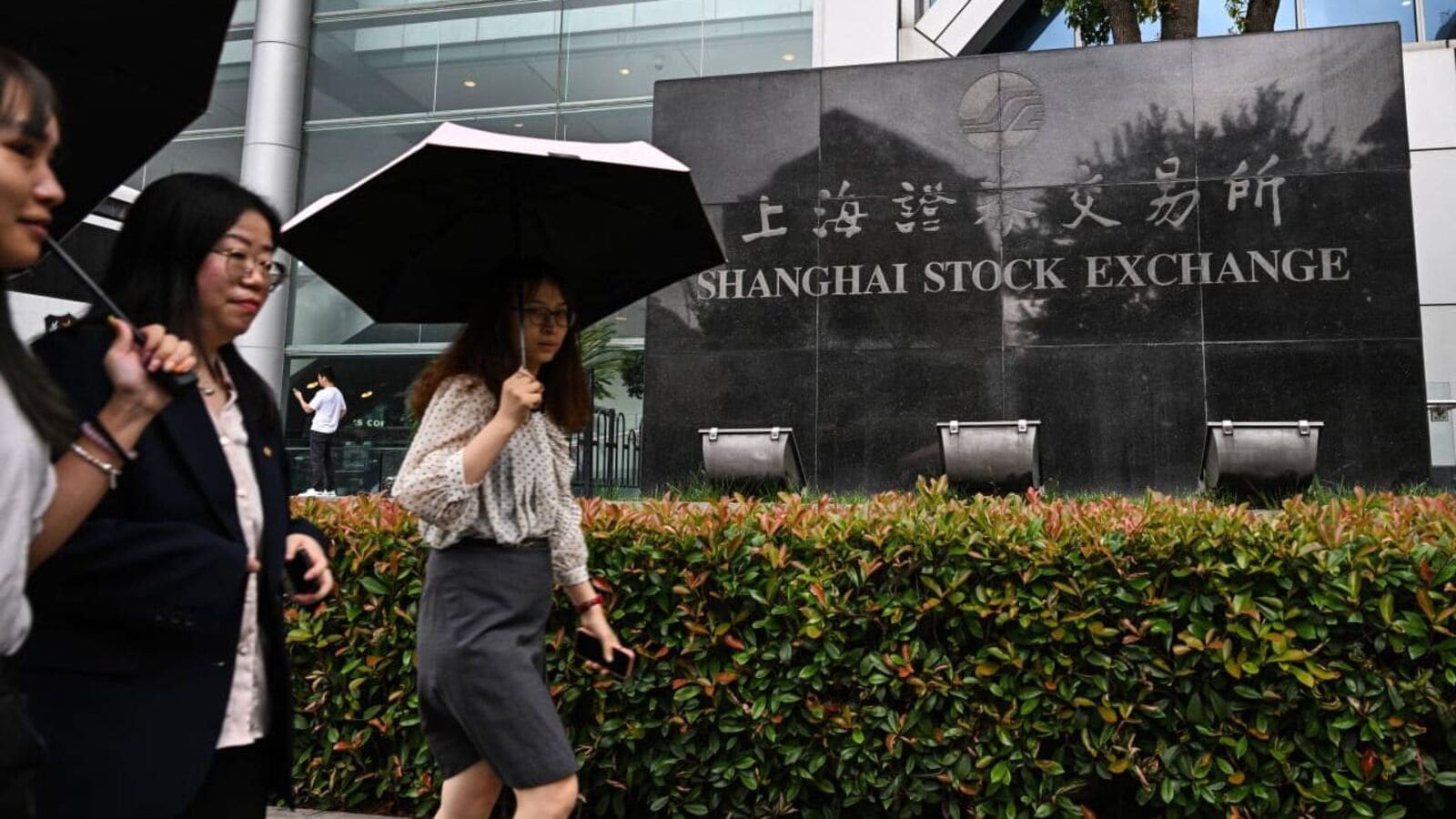 Retail investors are key to sustaining China’s stock-market rally