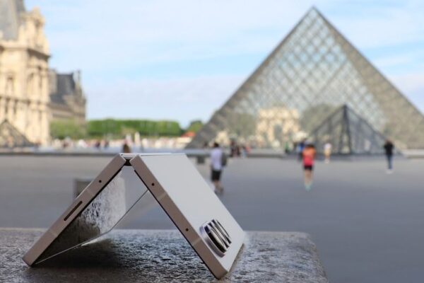 Samsung Galaxy Z Fold 6 in Paris in front of the Louvre pyramid