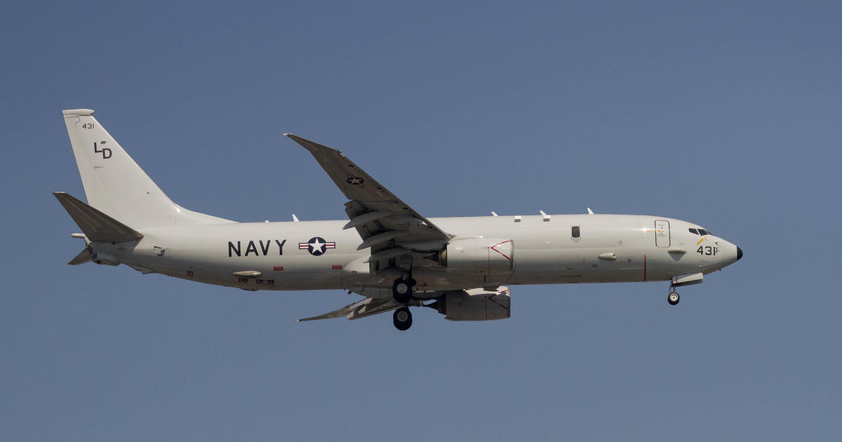 U.S. Navy aircraft shadowed by Chinese warplanes as it flies over Taiwan Strait