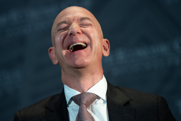 Jeff Bezos is clearly jealous of Elon Musk's relationship with Trump