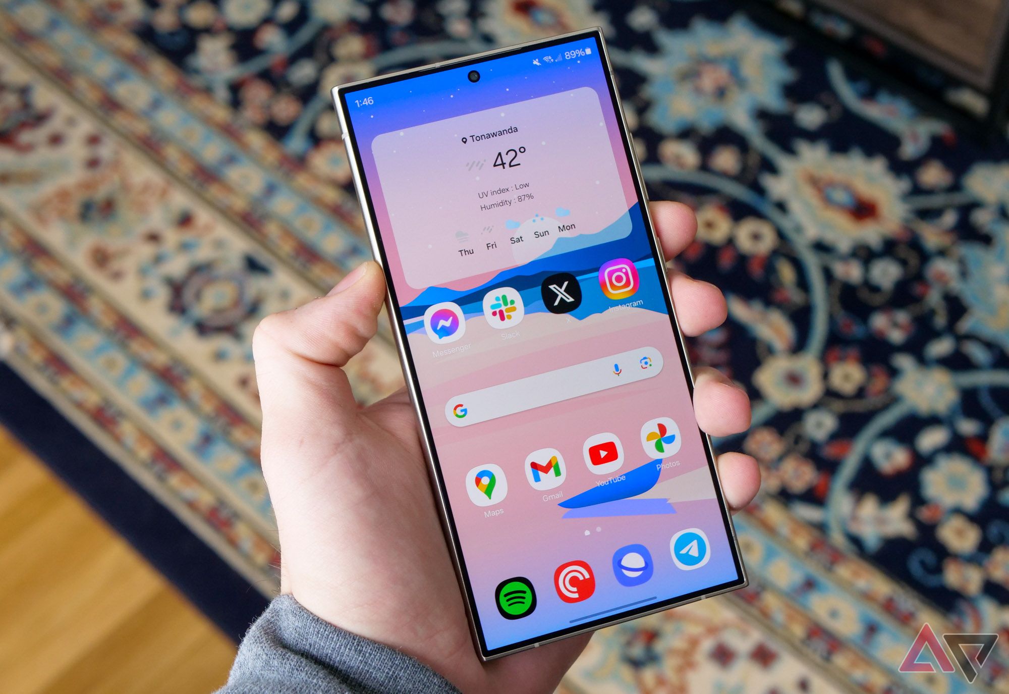 A handful of One UI 7 apps are up for grabs already