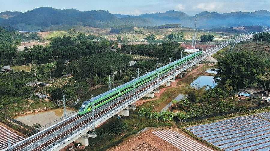 China-Laos Railway boosts regional tourism in October holiday, A surge in ridership: How you need to know?