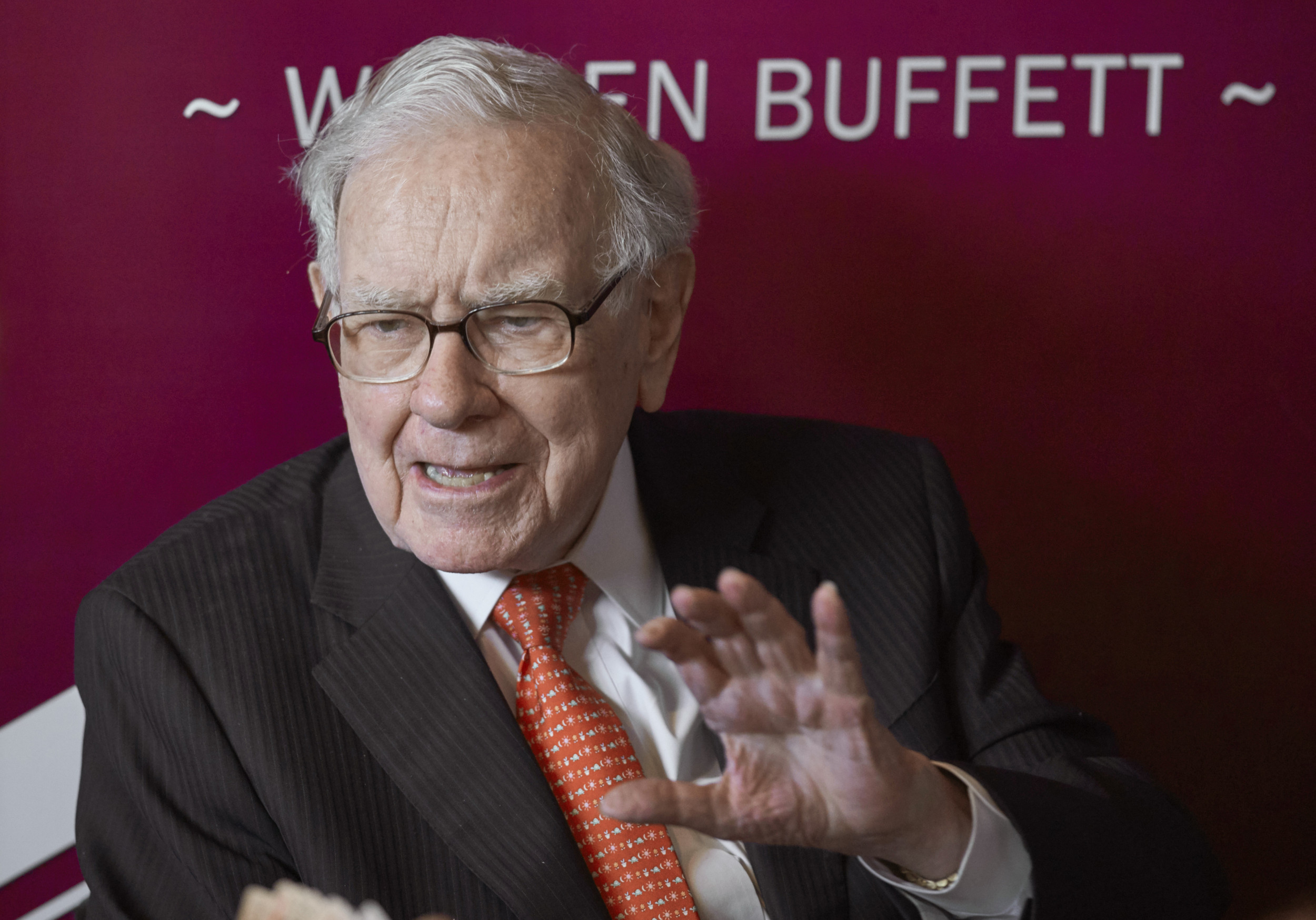 Warren Buffett Berkshire Hathaway Apple Stock