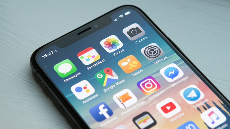 These states and cities have the highest mobile phone bills