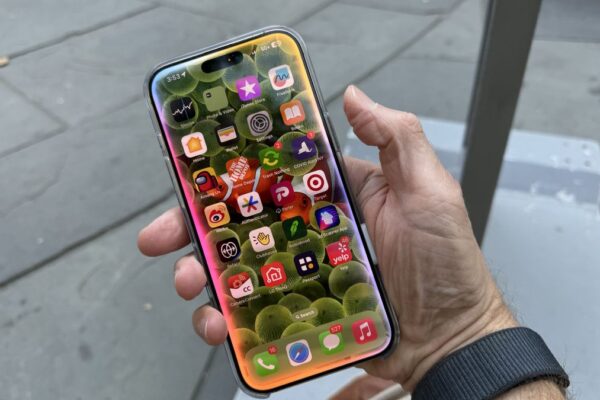 Apple iPhone 16 Pro Max Review