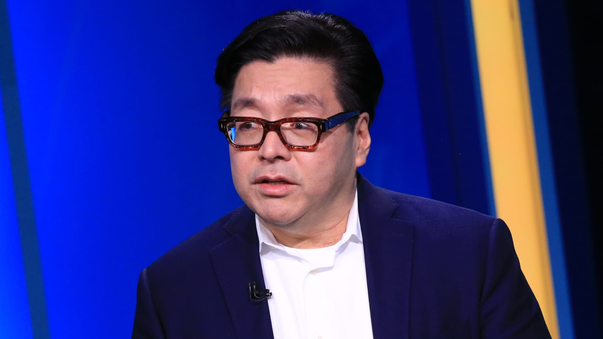 Tom Lee, who nailed 2024’s rally, is out with his 2025 outlook