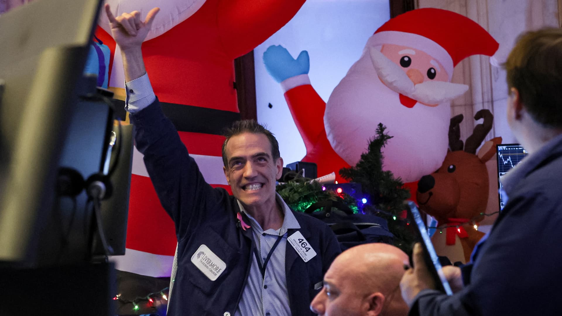 The S&P 500 is up nearly 30% in 2024. Don't expect it to continue