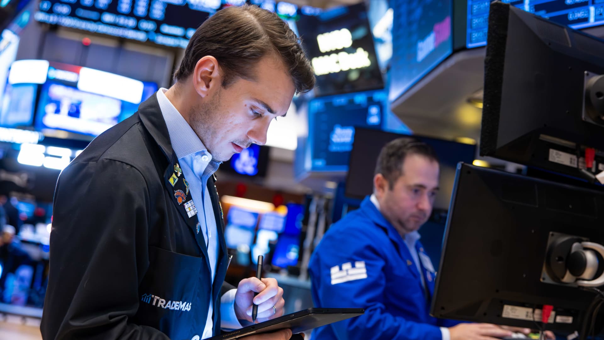 Stock market today: Live updates