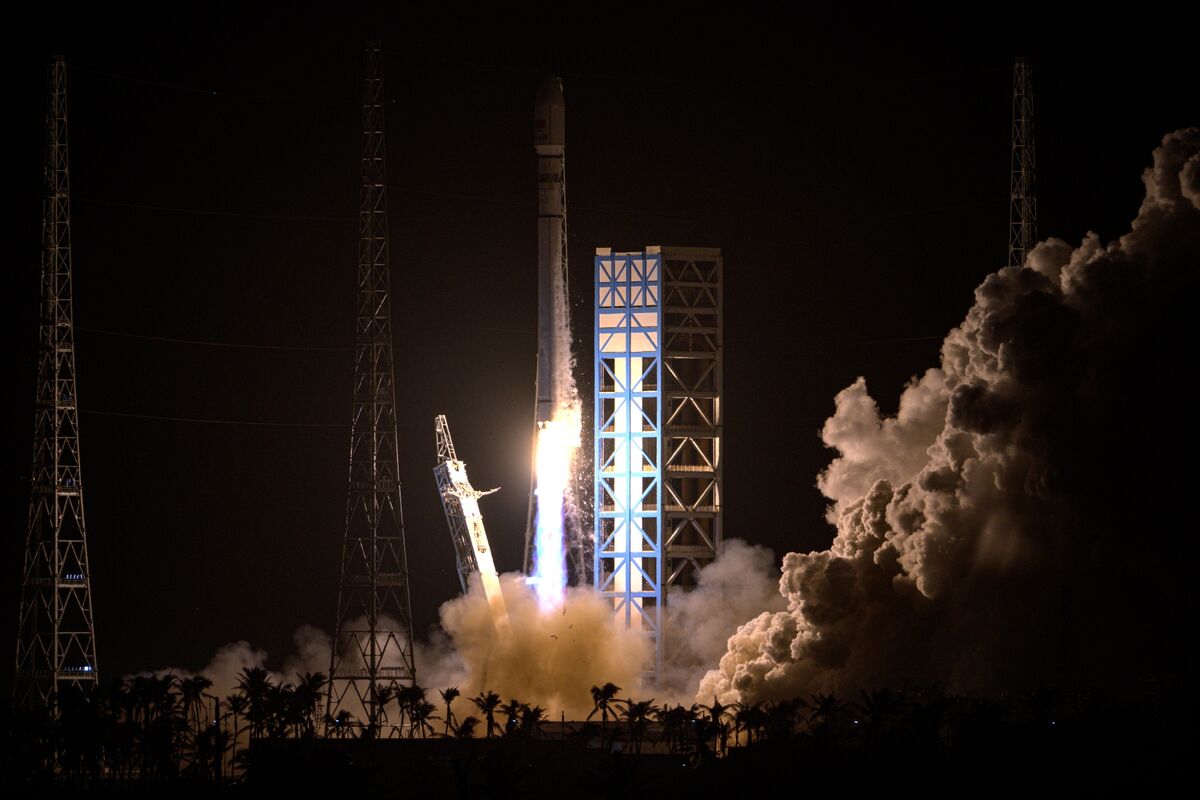 China Carries Out Maiden Rocket Launch From Commercial Site