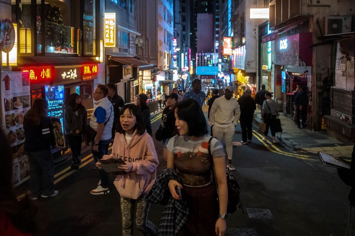 Mainland Chinese Influx Reshapes Hong Kong Nightlife Hub Lan Kwai Fong