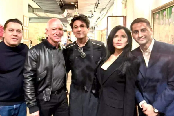 Jeff Bezos visits Vikas Khanna’s Bungalow, says it was like a ‘pilgrimage’ |