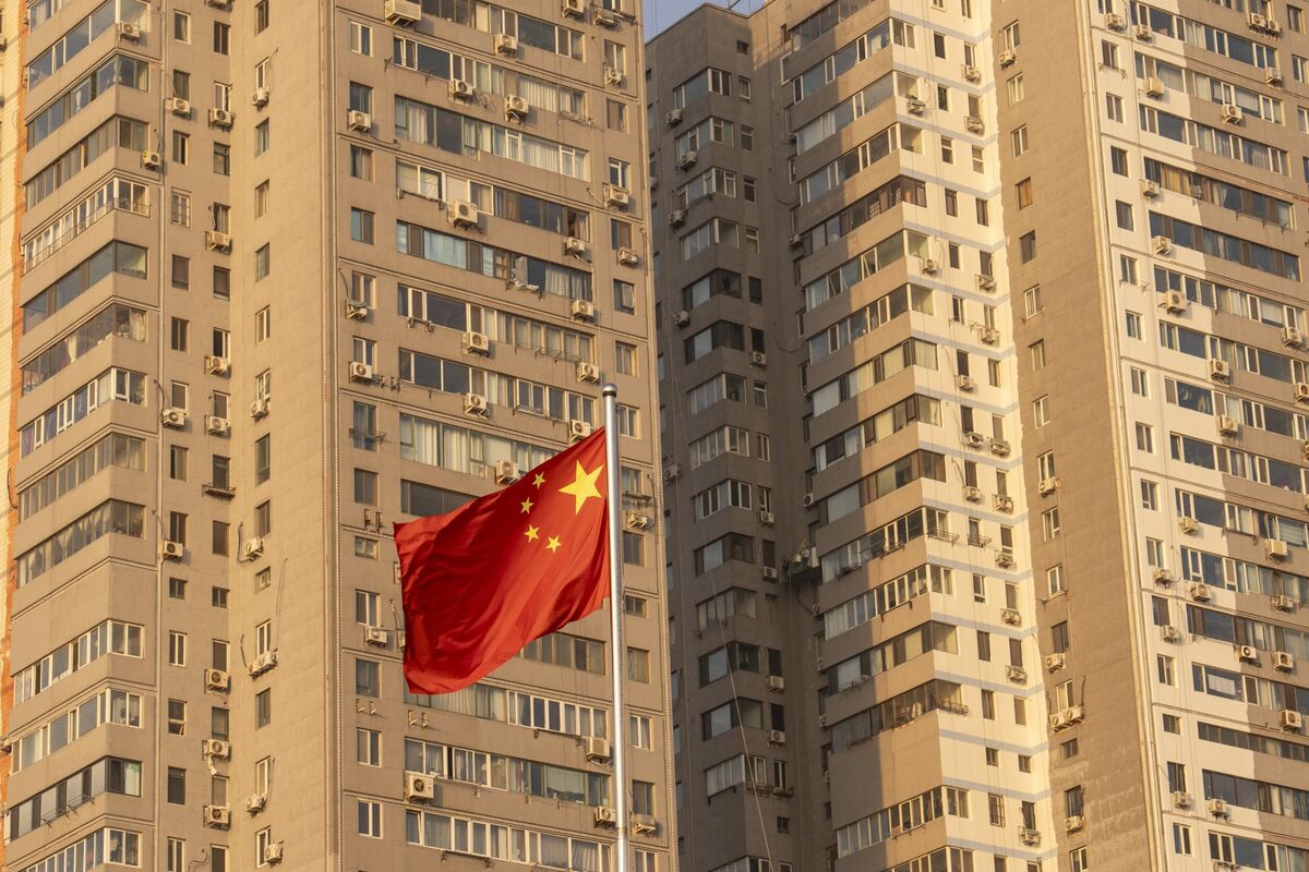 China Home Prices Fall at Slower Pace in ‘Fragile’ Recovery