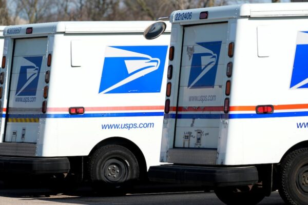 Trump is considering privatizing the U.S. Postal Service