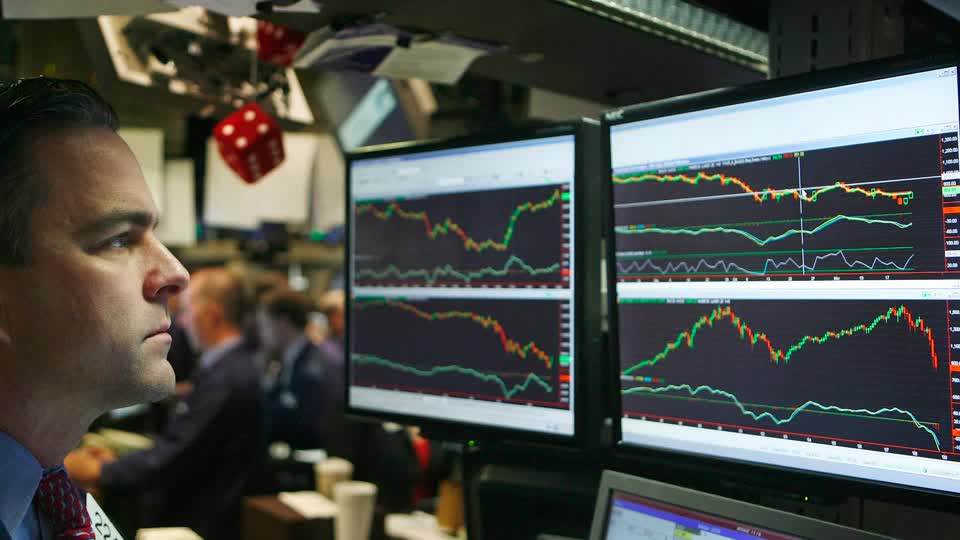 S&P, Nasdaq hit record closing highs; data supports rate cut view