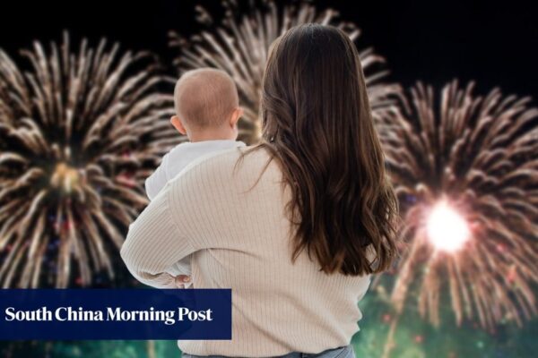 Millions in China moved by sick baby who dies in mum’s embrace watching fireworks