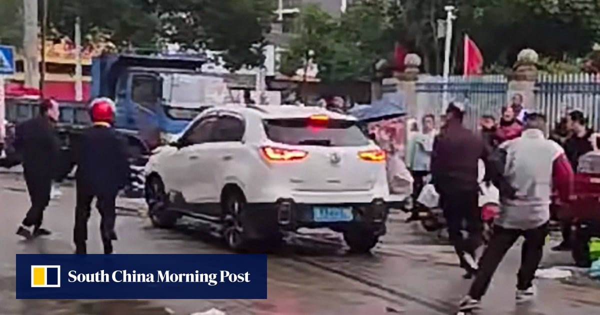 Chinese court delivers suspended death sentence for primary school SUV attack