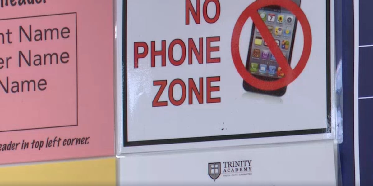 Olathe educators report positive shift surrounding new district cell phone policy