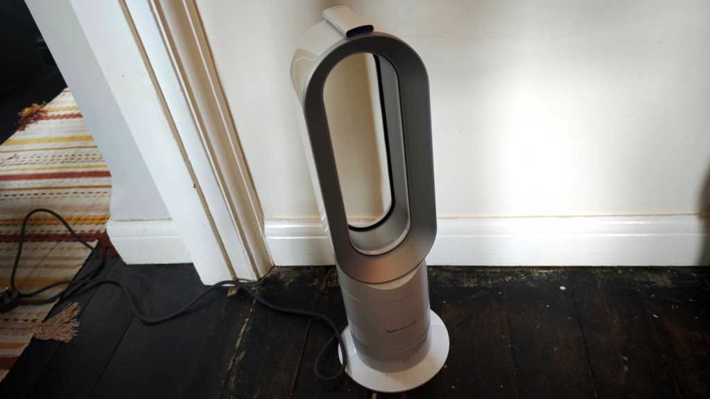 Dyson Hot Cool Jet Focus AM09 fan heater review 1