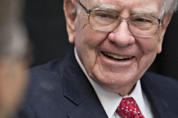 Warren Buffett's secret to hiring great managers