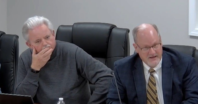 Marine City Commission considers increase in their pay