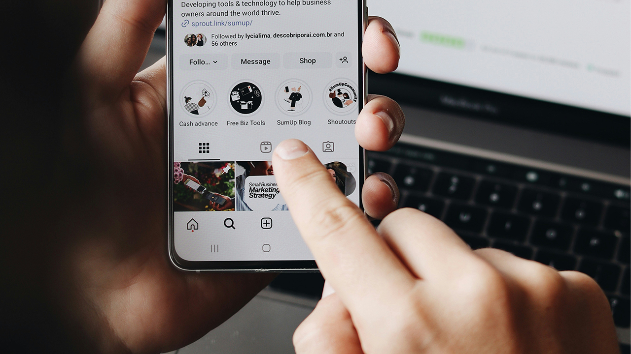 AI Visual Search Apps Seek to Drive ‘See-Now-Buy-Now’ Retail